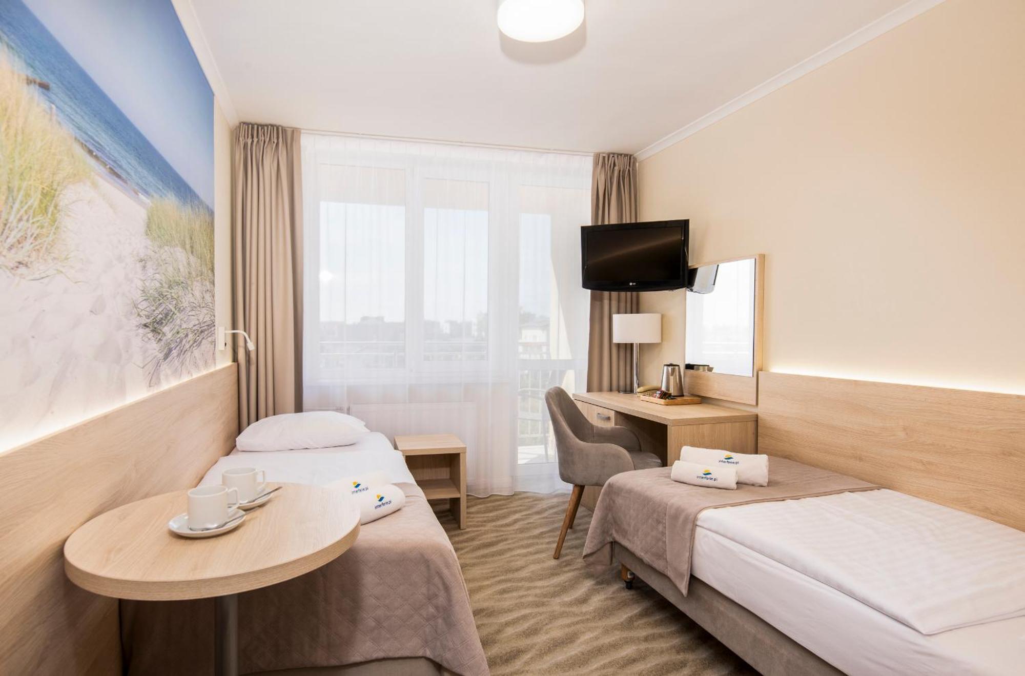 Interferie Cechsztyn Hotell Ustronie Morskie Rom bilde