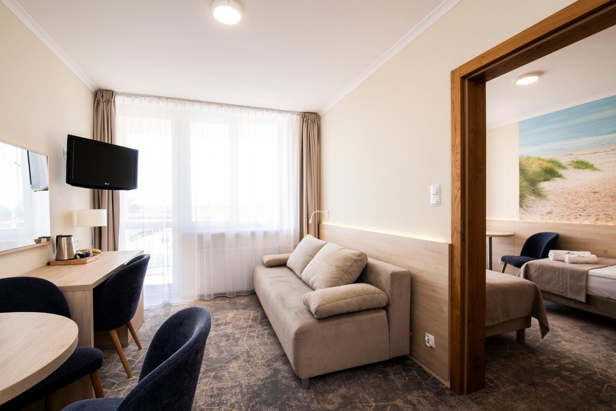Interferie Cechsztyn Hotell Ustronie Morskie Rom bilde