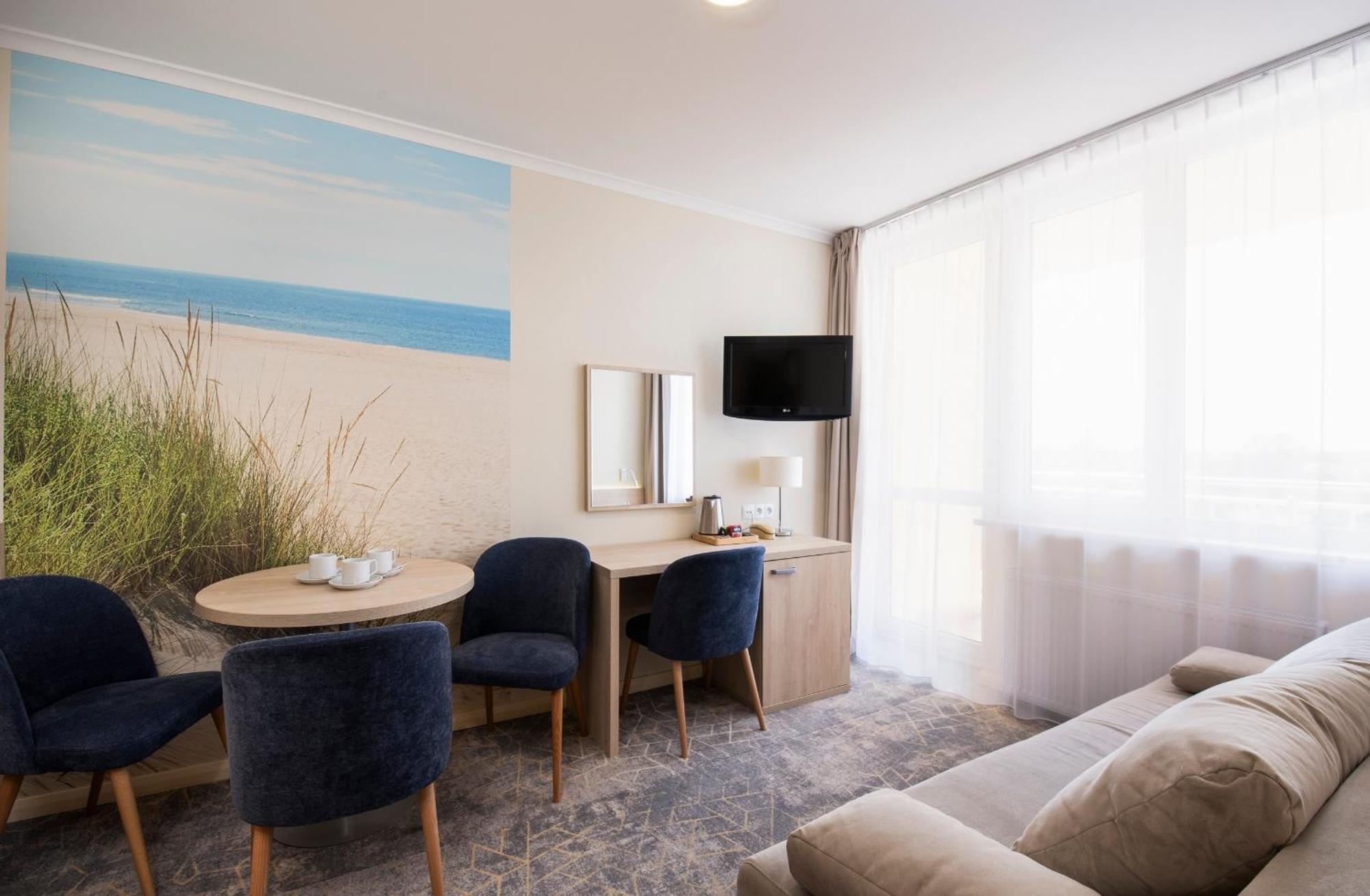 Interferie Cechsztyn Hotell Ustronie Morskie Rom bilde