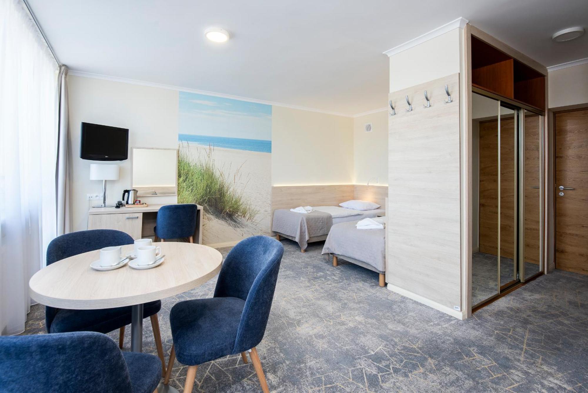 Interferie Cechsztyn Hotell Ustronie Morskie Rom bilde